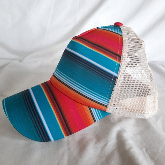 New! Pony Tail Hat - Picture 2 of 4